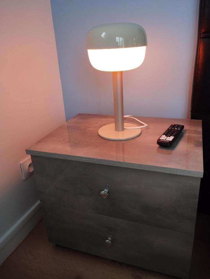 Le Beau Refuge Parisien De Cergy - Parisian Modern Flat At Cergy Bed & Breakfast Екстериор снимка